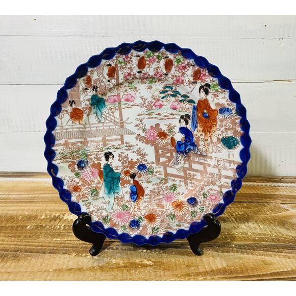 Set of 2 Vintage Antique Hand Painted Geisha Girls Scalloped Nippon Plates 8.5" - Picture 2 of 13